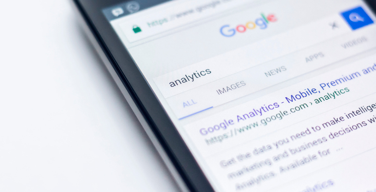 Entorno Google en PC y dispositivo móvil